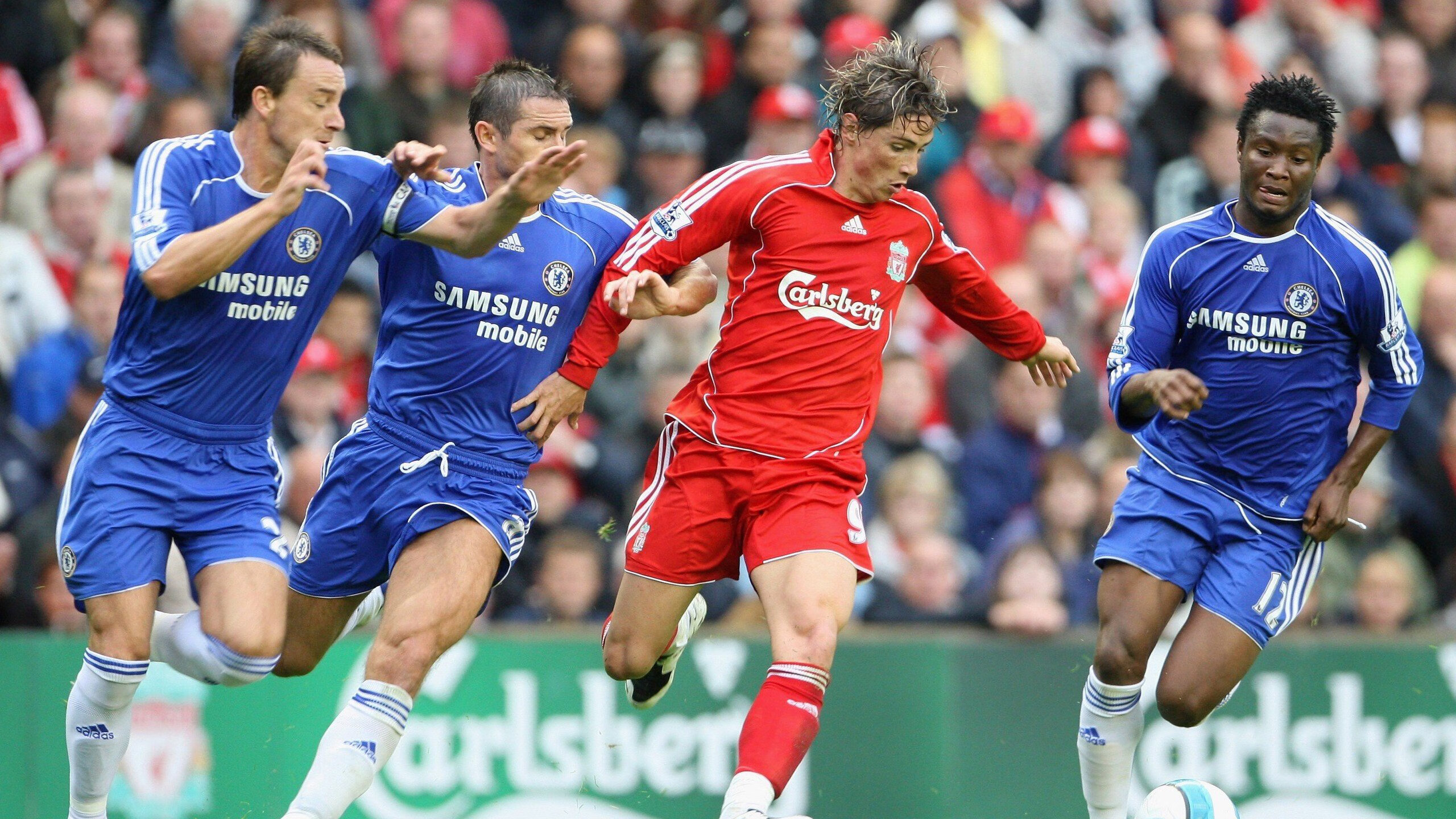 曼联冬窗引援方向将影响球队接下来的赛季节奏,曼联寒冷