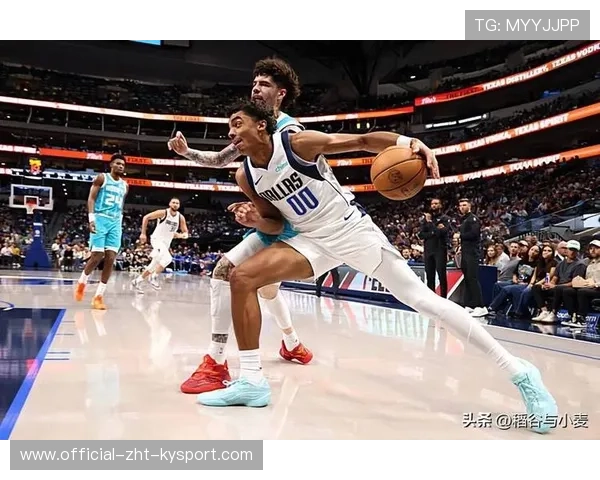 进攻端的提升非常明显！独行侠侧翼新星不仅仅是一名3D球员？，独行侠首发中锋