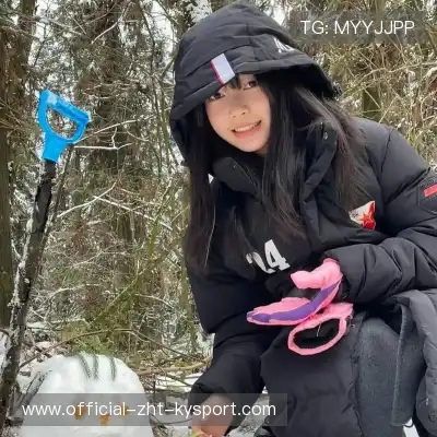 邴胤钰