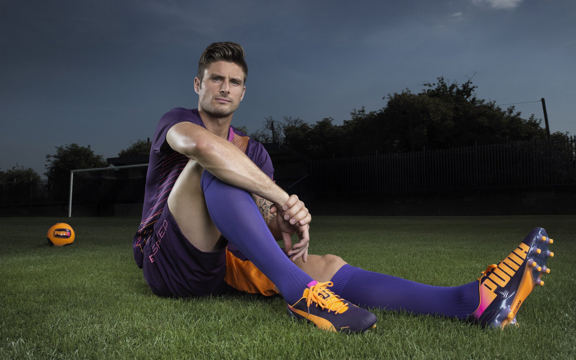 开云官网在线-帕尔梅拉斯锋线组合默契，主场气氛沸腾，帕尔梅拉斯赛事